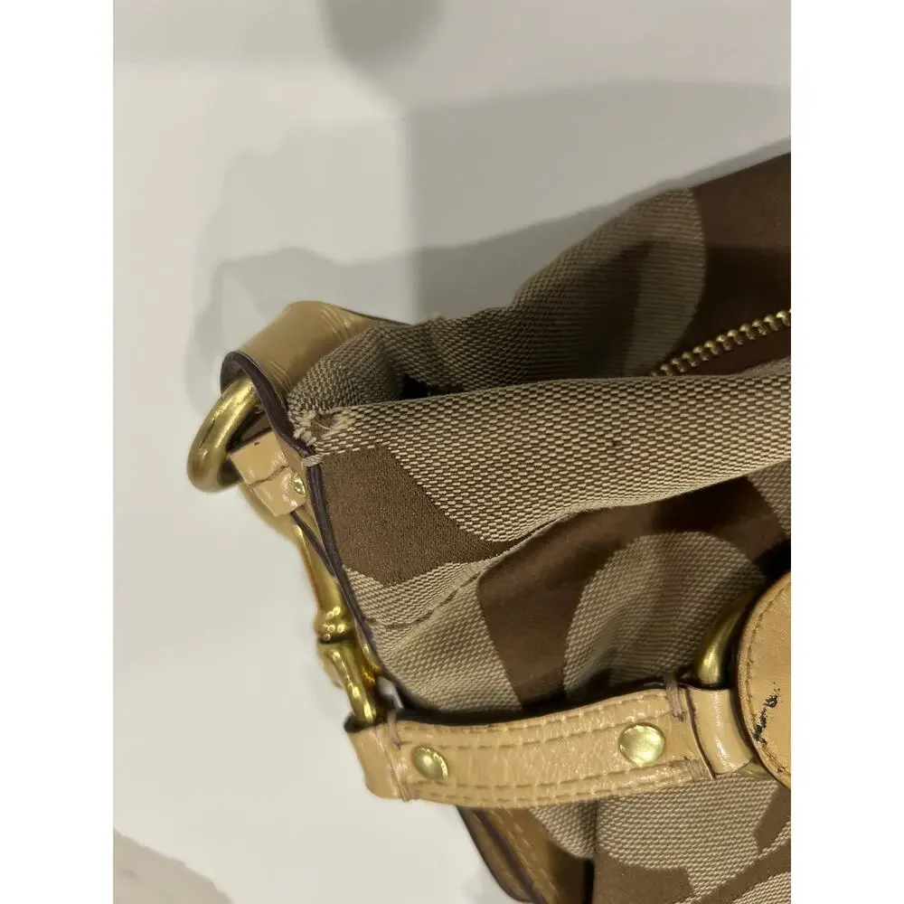 Coach Carly Hobo Beige Signature Canvas and Leather shoulder bag - Picture 8 of 10